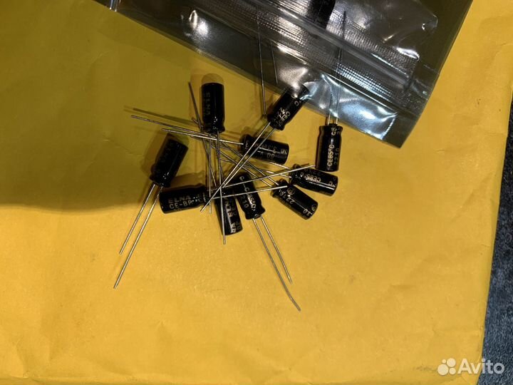 Конденсатор биполярный