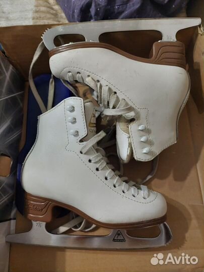 Профессиональные фигурные коньки