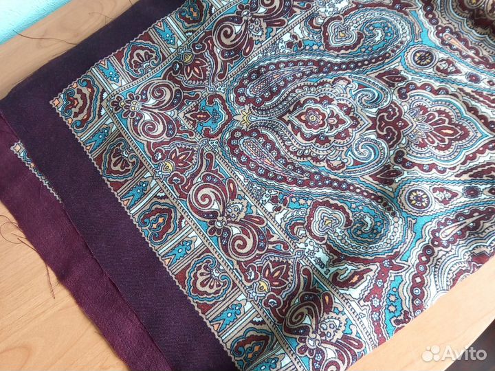 Платок шерстяной павловопосадский 