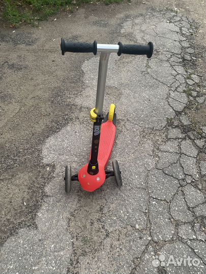 Самокат детский трехколесный Oxelo B1