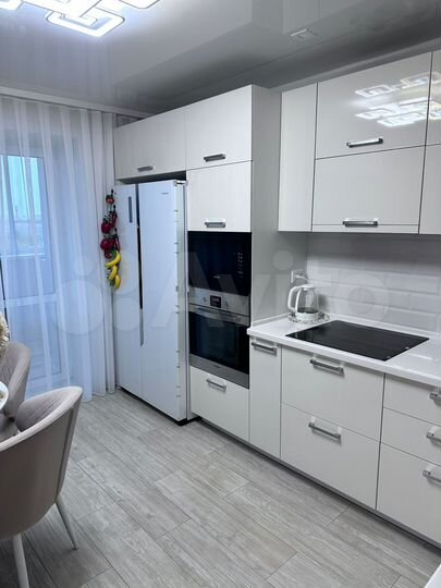 2-к. квартира, 59 м², 6/10 эт.