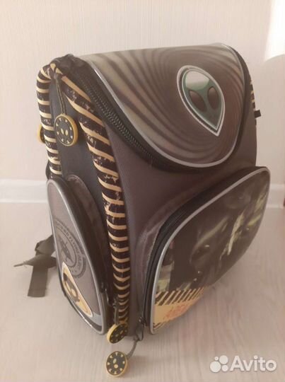 Портфель школьный