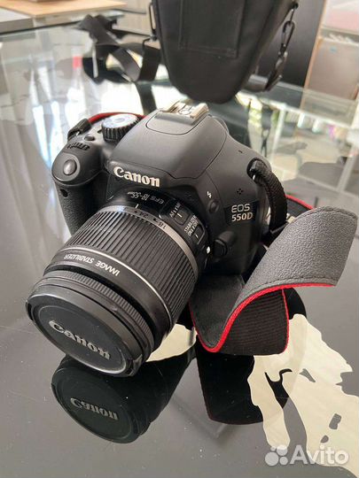 Зеркальный фотоаппарат canon