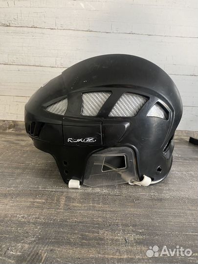 Шлем хоккейный Reebok 8k