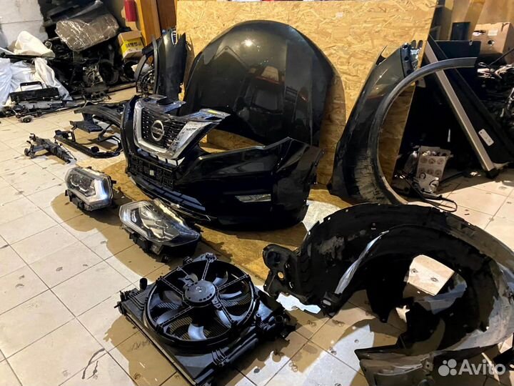 Передняя часть Nissan X-trail T32