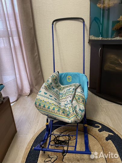 Детские санки с колесами