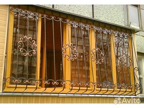 Решетка на окно сварная / кованая с установкой