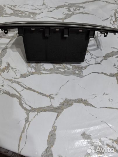 Панель для магнитолы в Ладу Веста 2024 года