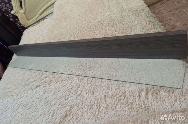 Полка настенная навесная