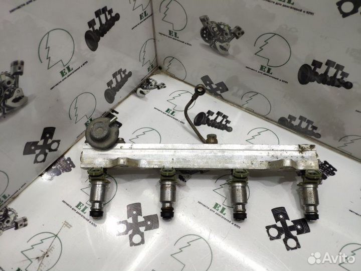 Форсунка топливная рейка в сборе Toyota 4A-FE