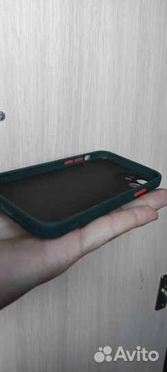 Чехол на iPhone 12