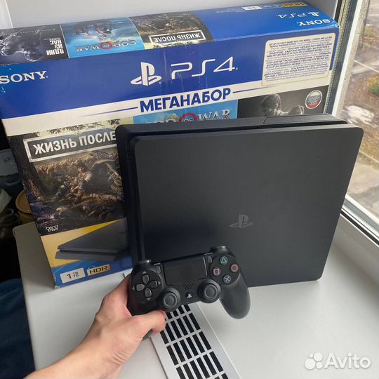 Обмен / продажа Sony Playstation 4 slim на 1000 GB