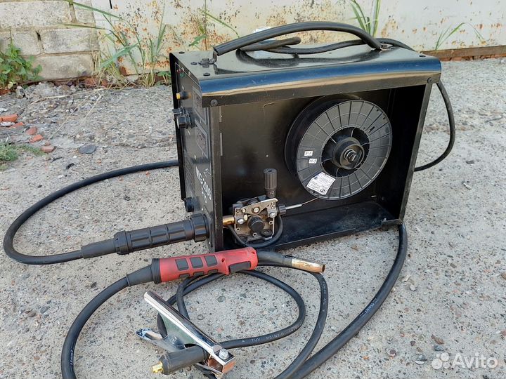 Сварочный полуавтомат MIG 200 pro