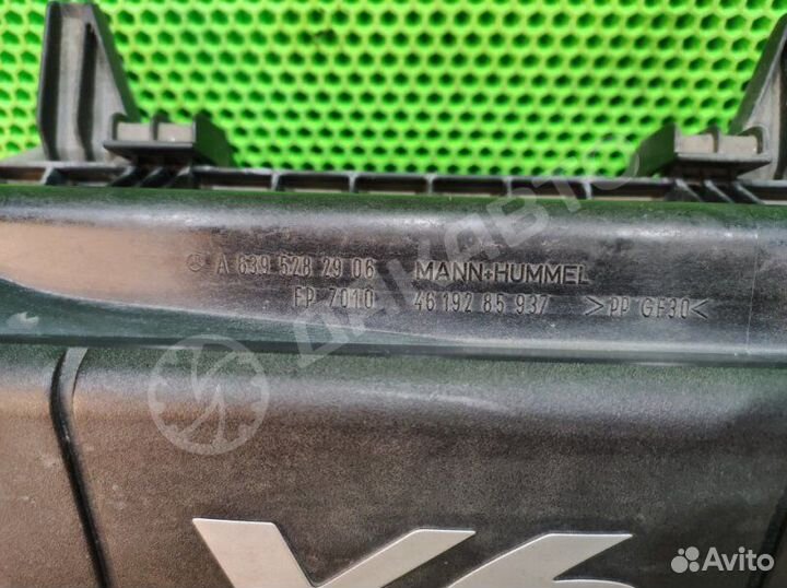 Корпус воздушного фильтра Mercedes-Benz V W639