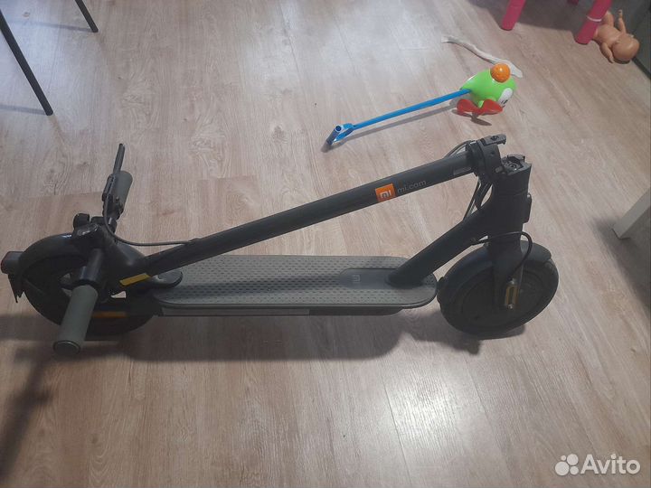 Электро самокат xiaomi essential(1s m365) 10 шины