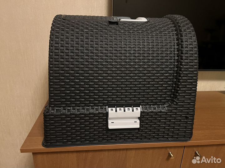 Домик-лоток для кошек