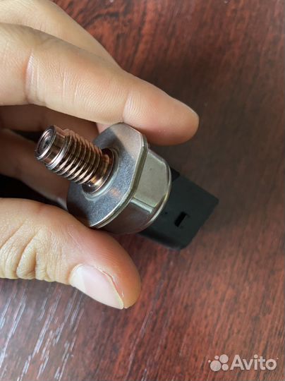 Датчик давления топливной рампы mercedes OM651