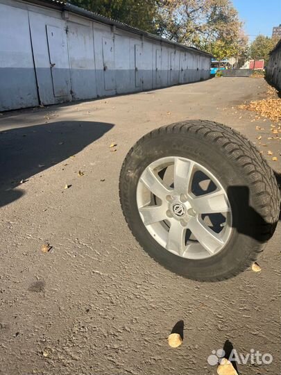 Hankook Winter I'Pike 215/65 R16 98T