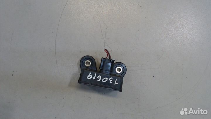 Датчик ускорения Mercedes E W212, 2013