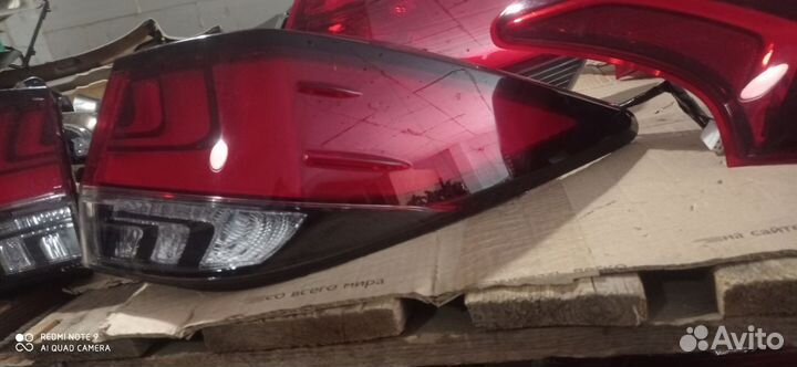 Задний правый фонарь Лексус рх 4