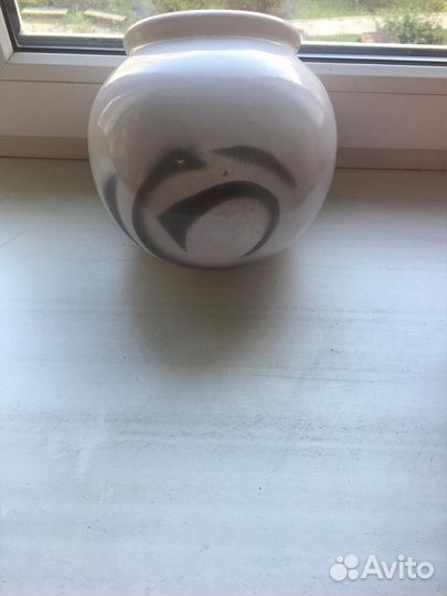 Горшок керамический.настенный