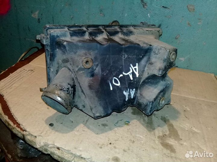 Корпус воздушного фильтра Nissan AD Y10 20 CD