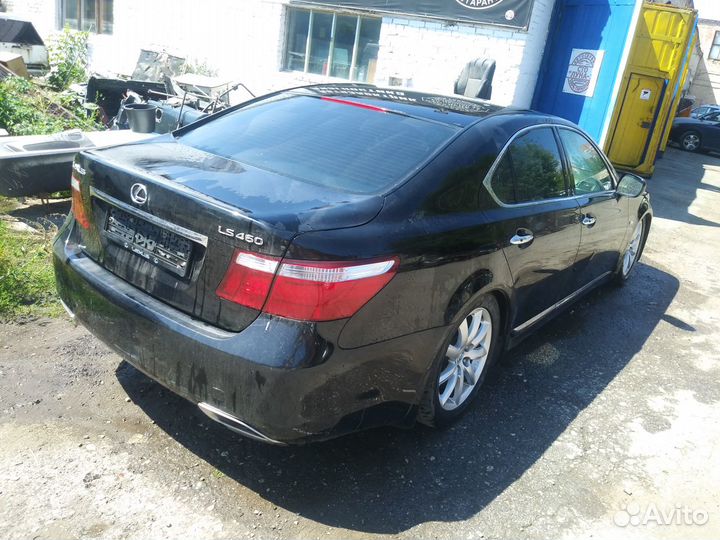Lexus LS460 в разборе