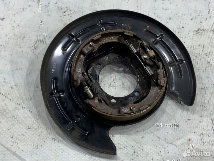 Механизм стояночного тормоза левый Kia Sportage IV