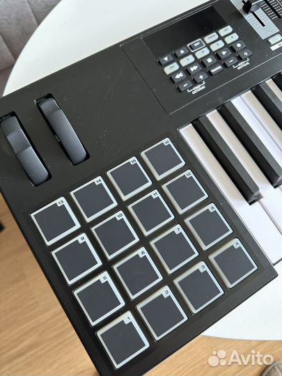 Midi клавиатура M audio code 49