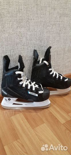 Коньки хоккейные