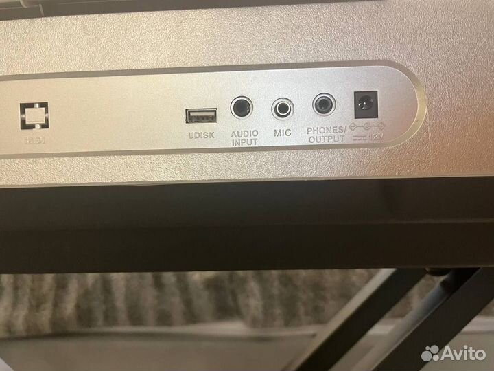 Синтезатор tesler