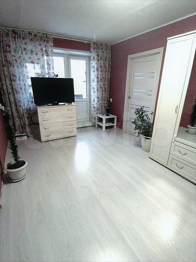 2-к. квартира, 43 м², 3/5 эт.