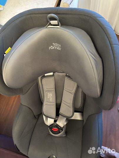 Детское автокресло britax romer trifix 2 i-size