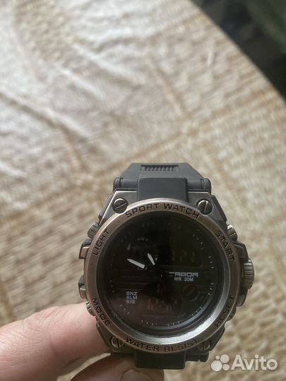 Часы наручные