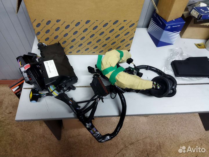 Проводка моторного отсека Ford Focus 3 1.6