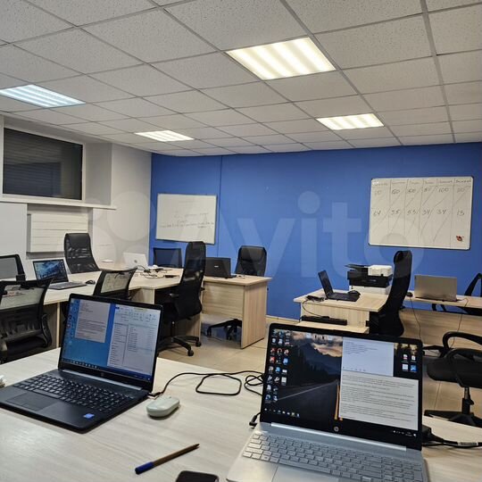 Офис, 200 м²