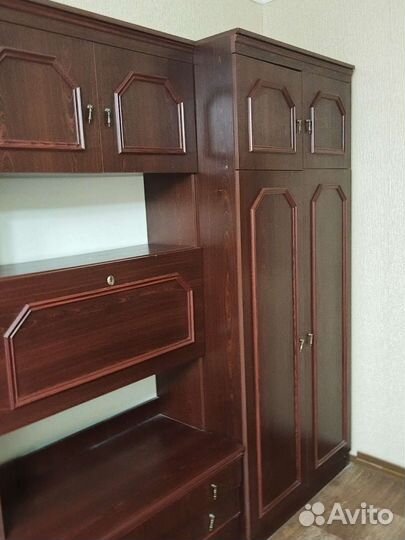 Стенка в гостиную бу