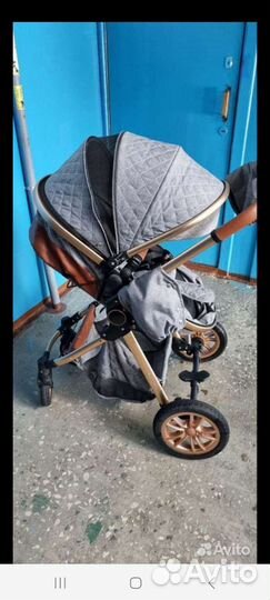 Прогулочная коляска