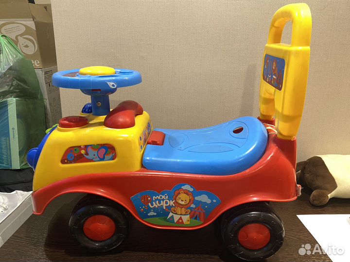 Машинка-каталка babygo первые шаги