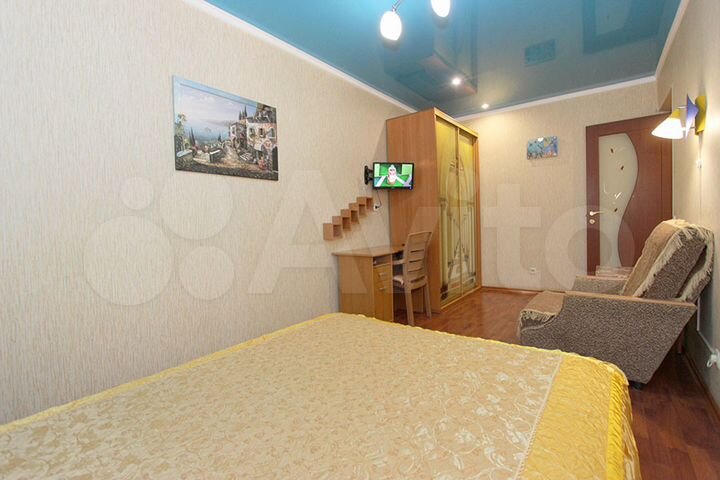 2-к. квартира, 54 м², 1/5 эт.