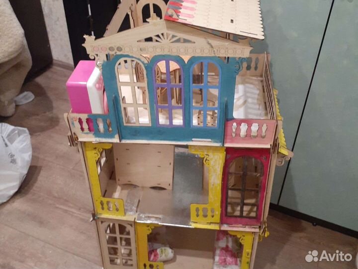 Детский деревянный домик