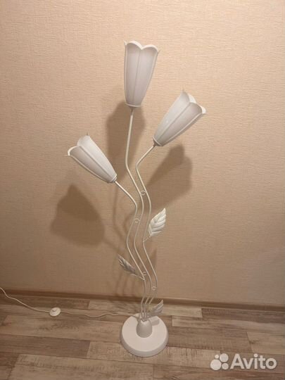 Торшер напольный