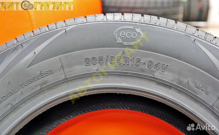 Sonix EcoPro 99 205/65 R15