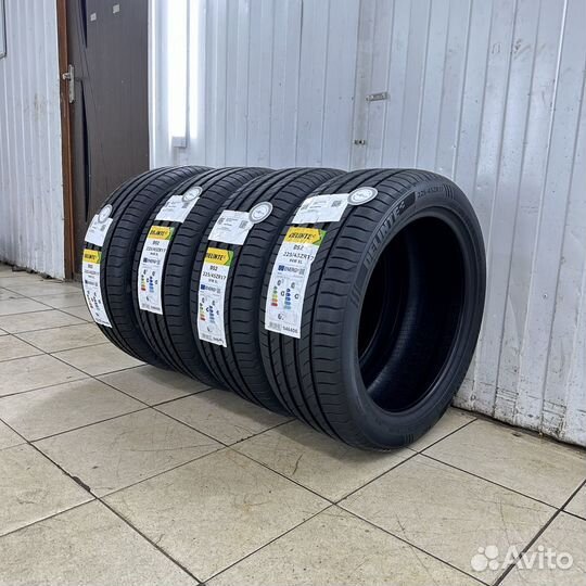 Delinte DS2 285/40 R21