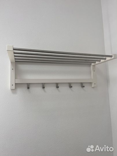 Вешалка для одежды настенная