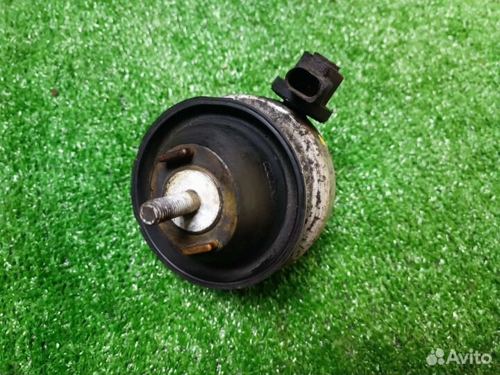 Подушка двигателя Ауди А6 С6 2,7 TDI 3,0 TDI