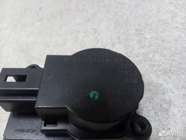 Сервопривод заслонок печки Ford C-MAX I (2003—2007)