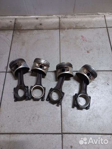 Поршня с шатунами ваз 21083
