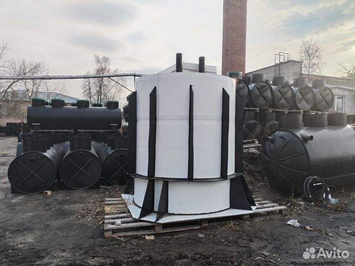 Погреб пластиковый