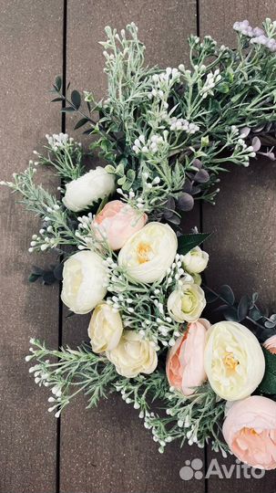 Венок декоративный на дверь